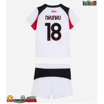 Camisa de Futebol AC Milan Christopher Nkunku #18 Equipamento Secundário Infantil 2025-26 Manga Curta (+ Calças curtas)